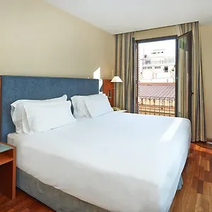 hotel-nh-barcelona-centro.catalonia-hotels.com/